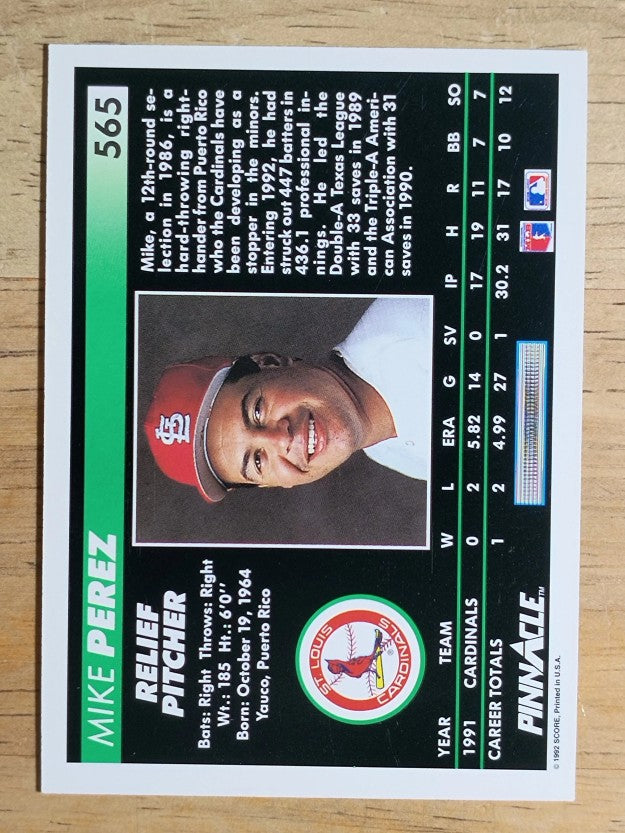1992 Pinnacle #565 Mike Perez