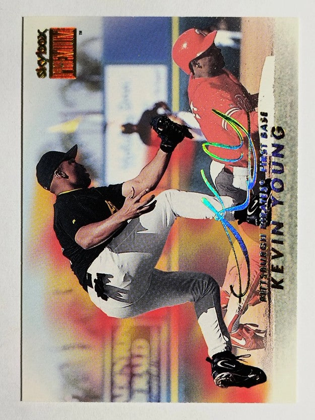 1999 SkyBox Premium #129 Kevin Young