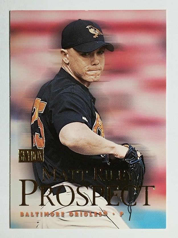 2000 SkyBox #204 Matt Riley