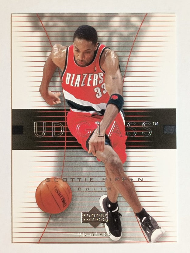 2003-04 UD Glass #5 Scottie Pippen