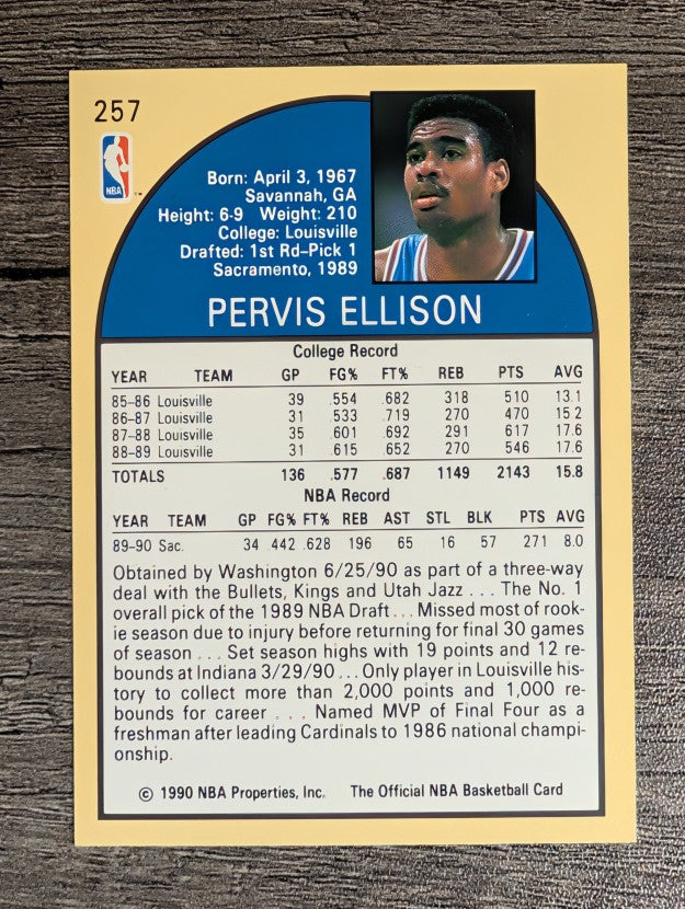 1990-91 Hoops #257 Pervis Ellison SP RC