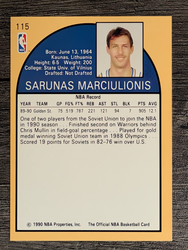 1990-91 Hoops #115 Sarunas Marciulionis RC
