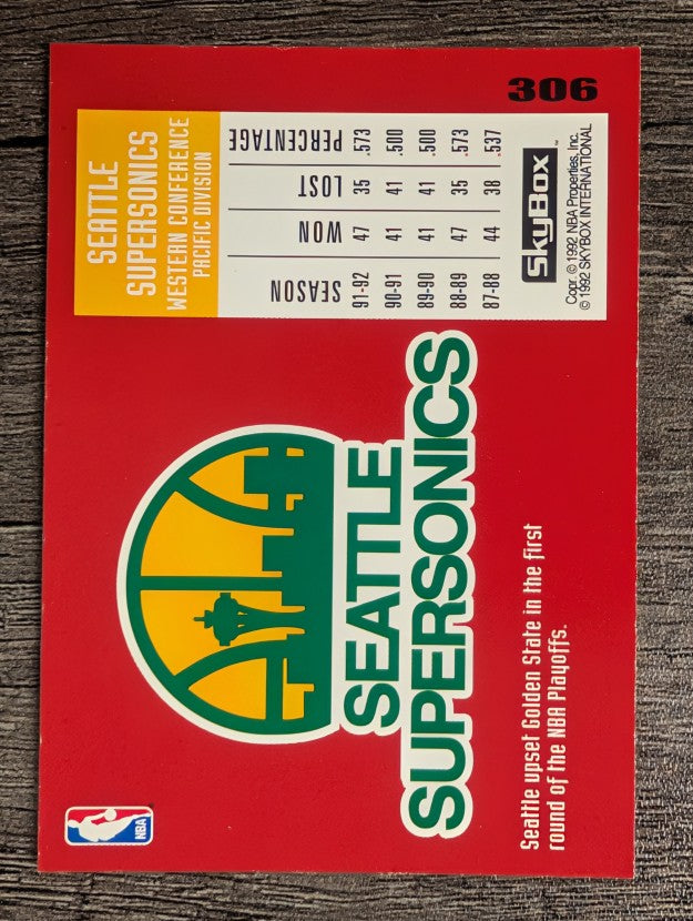 1992-93 SkyBox #306 Shawn Kemp TT