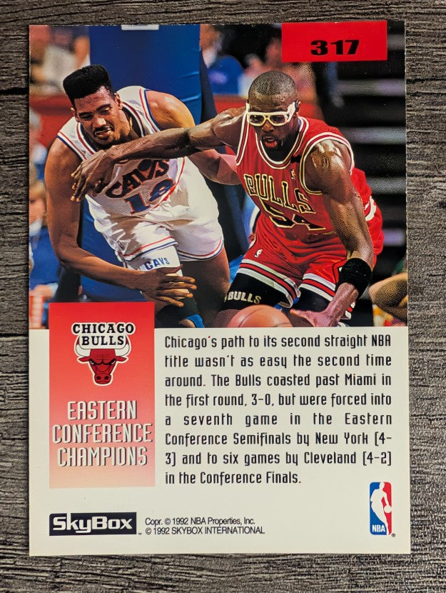 1992-93 SkyBox #317 Scottie Pippen FIN