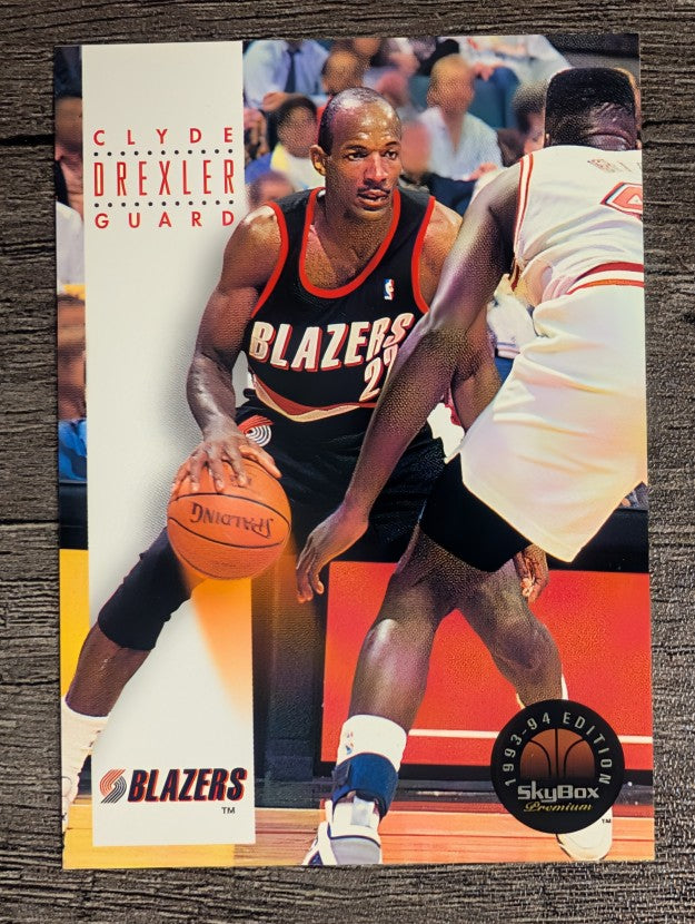 1993-94 SkyBox Premium #150 Clyde Drexler