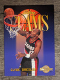 1994-95 SkyBox Premium #304 Clyde Drexler SSL