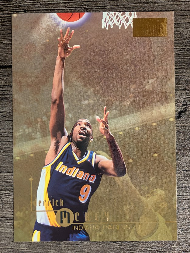 1996-97 SkyBox Premium #48 Derrick McKey