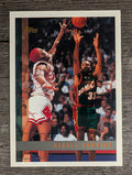 1997-98 Topps #158 Hersey Hawkins