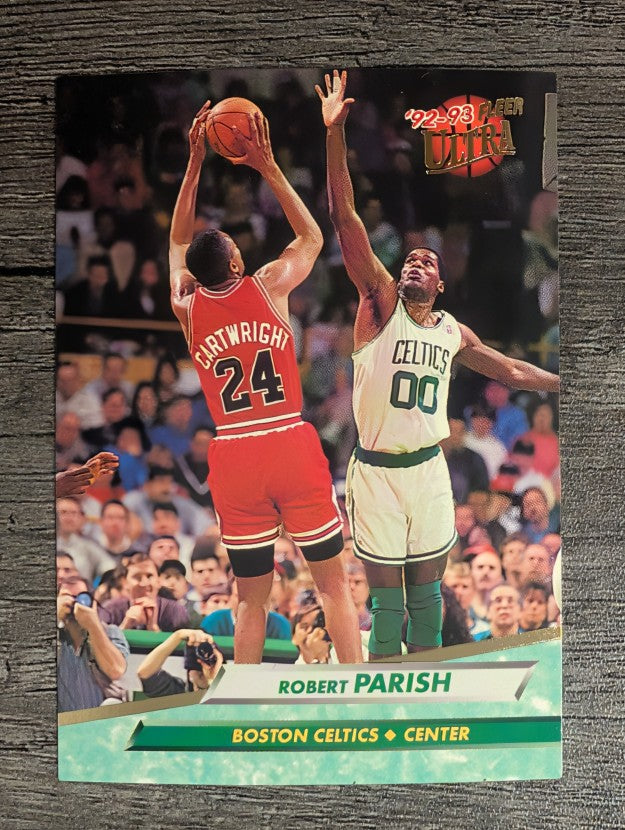 1992-93 Ultra #15 Robert Parish