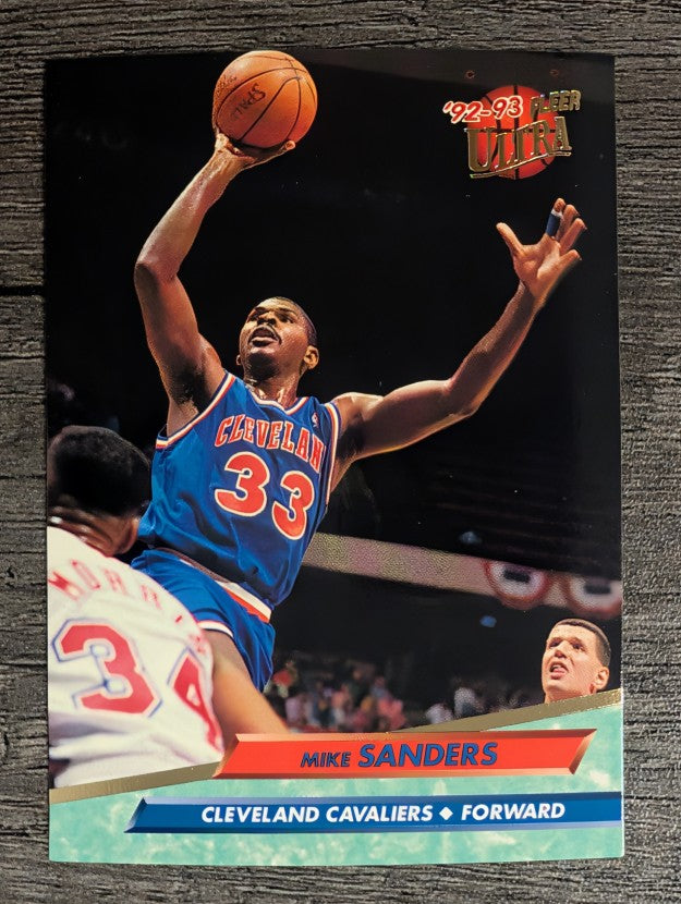 1992-93 Ultra #39 Mike Sanders