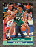 1992-93 Ultra #41 Terry Davis