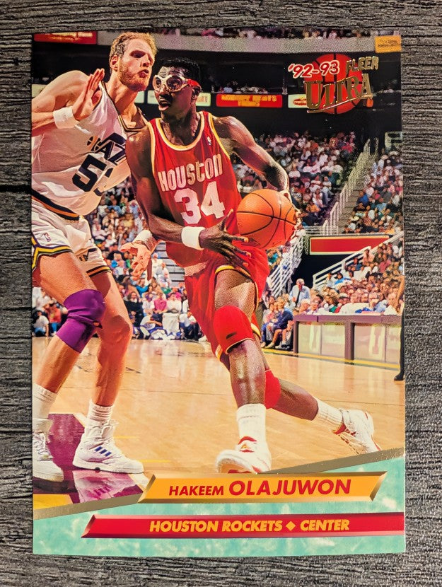 1992-93 Ultra #72 Hakeem Olajuwon