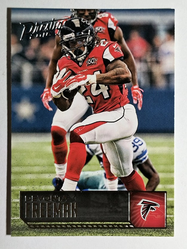 2016 Prestige #9 Devonta Freeman