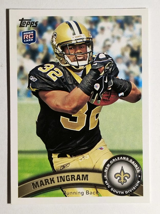 2011 Topps #426A Mark Ingram RC/ball in left hand