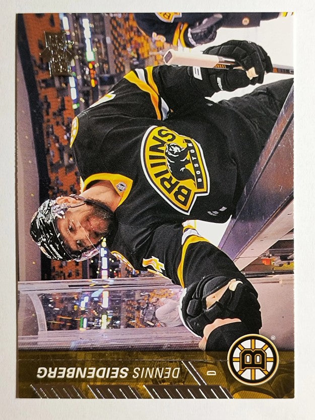 2015-16 Upper Deck #17 Dennis Seidenberg